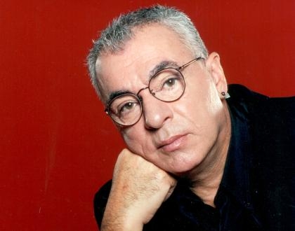 Paulo de Carvalho pede "desculpa" ao público courense por atender telemóvel em pleno concerto