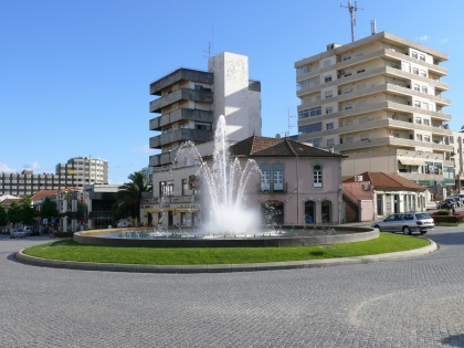 Construção do Centro de Inovação e Logística de Valença com 4