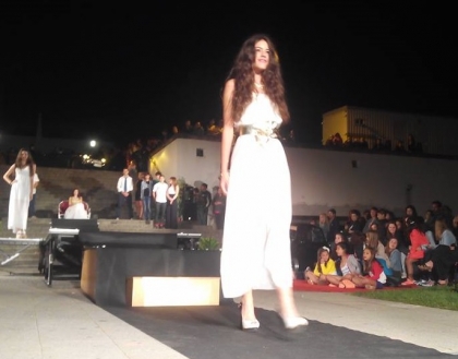 Paredes de Coura: Noite de glamour juntou multidão no Largo Hintze Ribeiro