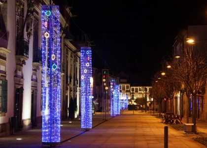 Iluminação de Natal com verba reduzida a um terço face a 2010