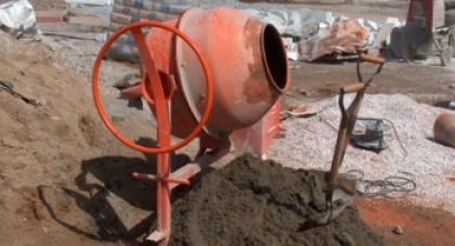 Trabalhadores da Aurélio Martins Sobreiro param no Natal antes do encerramento total