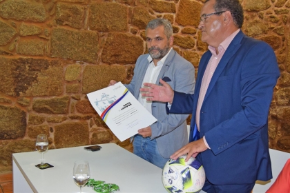 Monção: Campeões receberam votos de louvor das mãos da autarquia